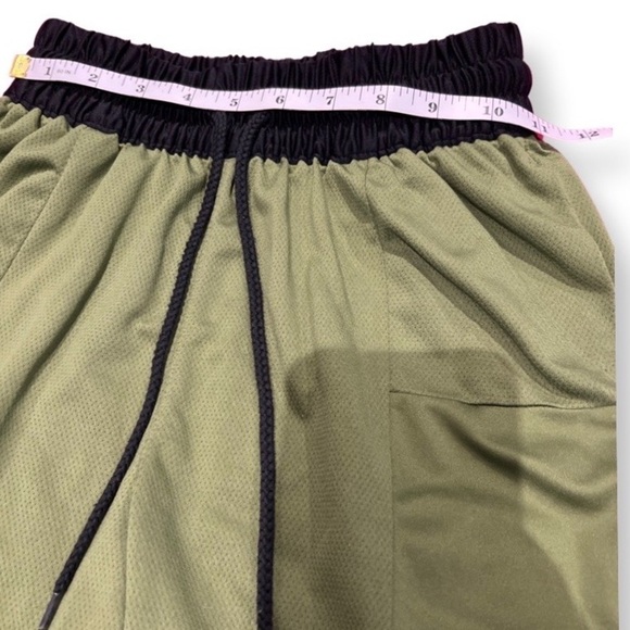 ADIDAS Olive Green Basketball Club Shorts Boys Youth Size XS - Picture 2 of 8